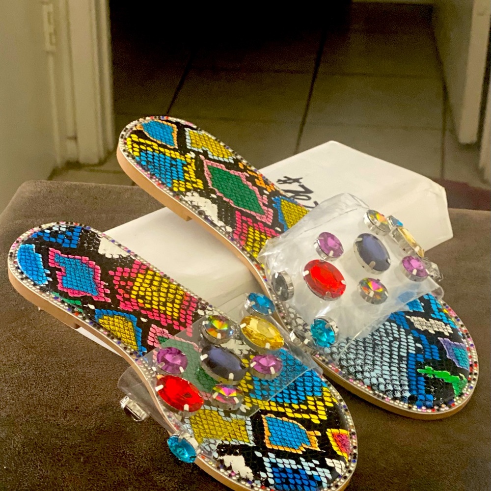 Gem sandals-1 pair